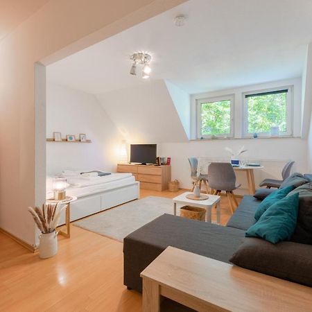 Stay Awesome - Schonfeld Apartment, Netflix Und Kostenloses Parken Kassel Exteriér fotografie